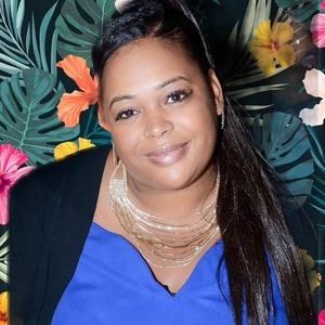 Meet your Posher, Candice